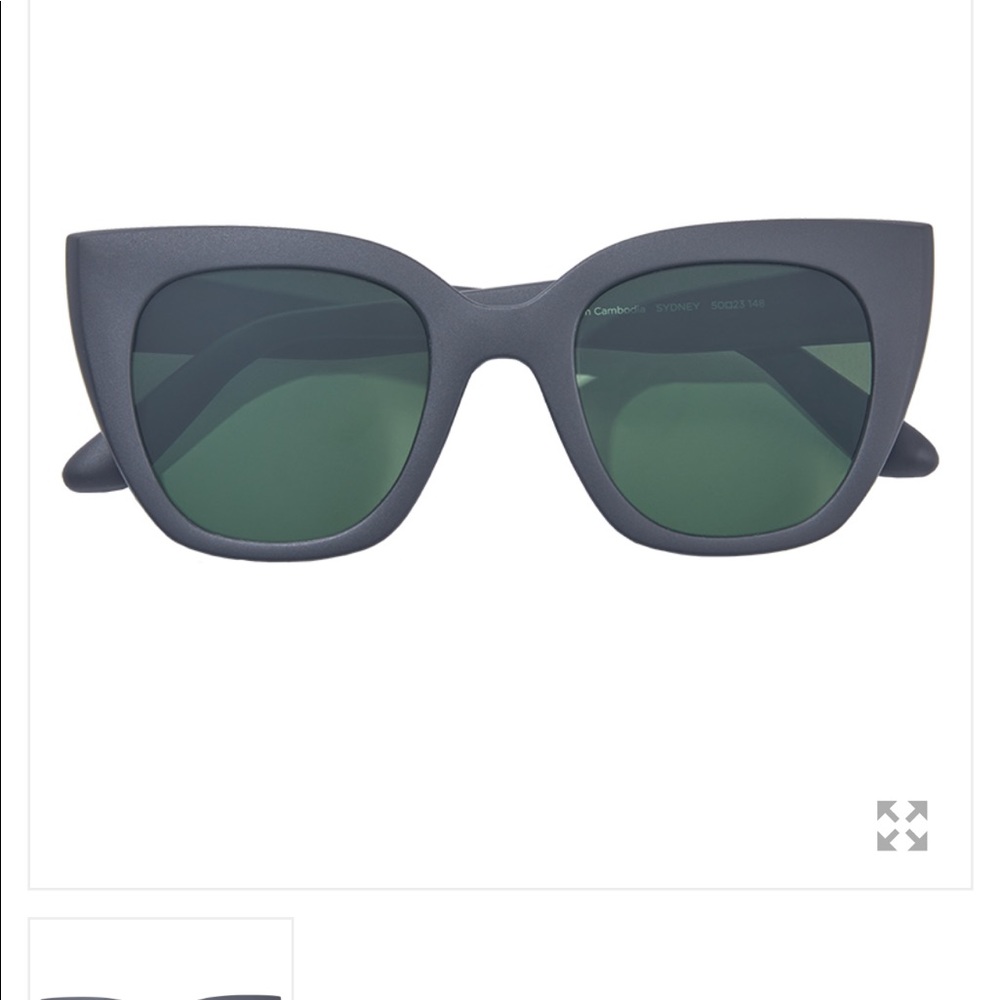 NWT TOMS Sydney Matte Black Sunglasses